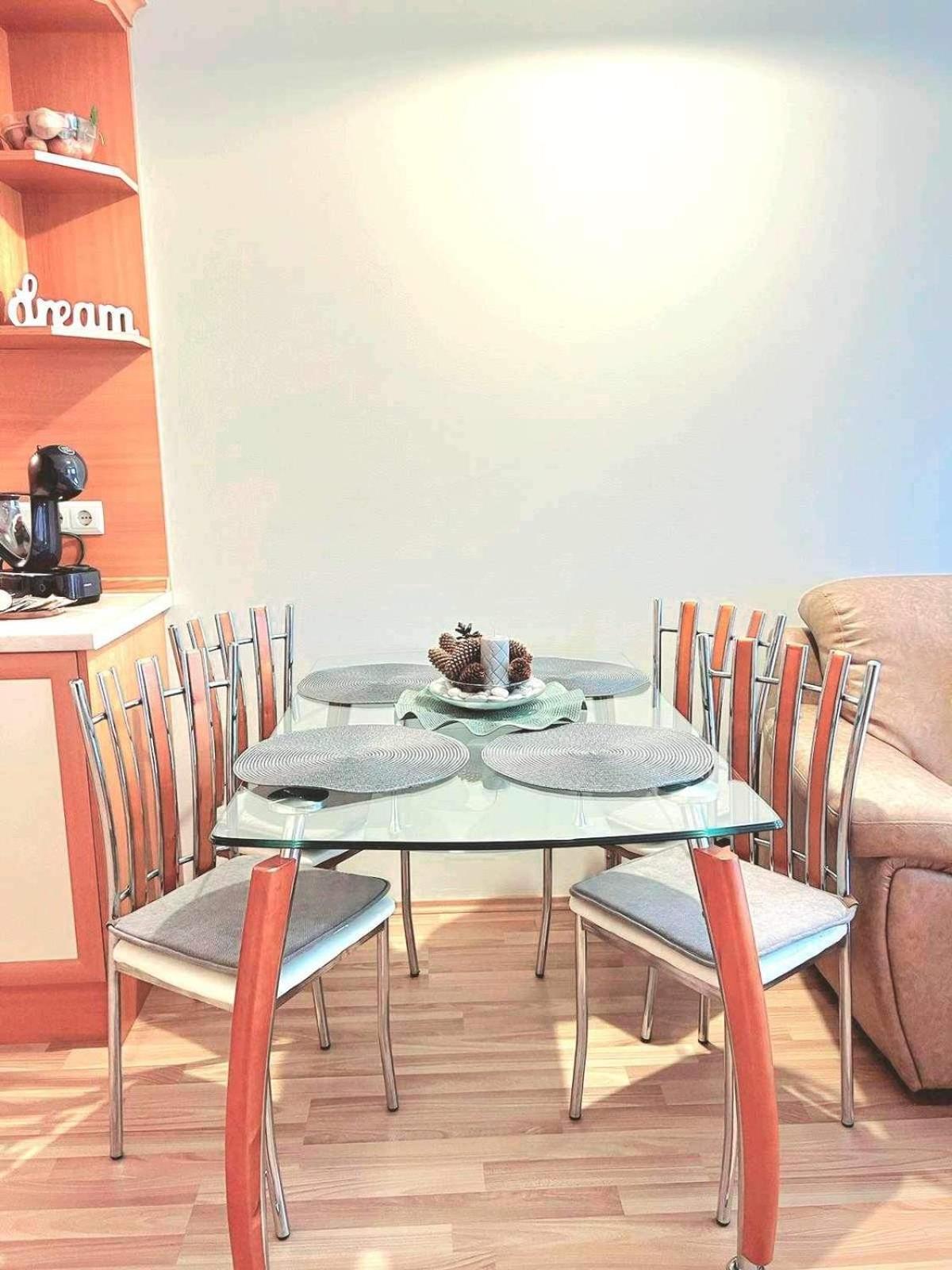דירות בורובץ Arboro Royal Plaza מראה חיצוני תמונה