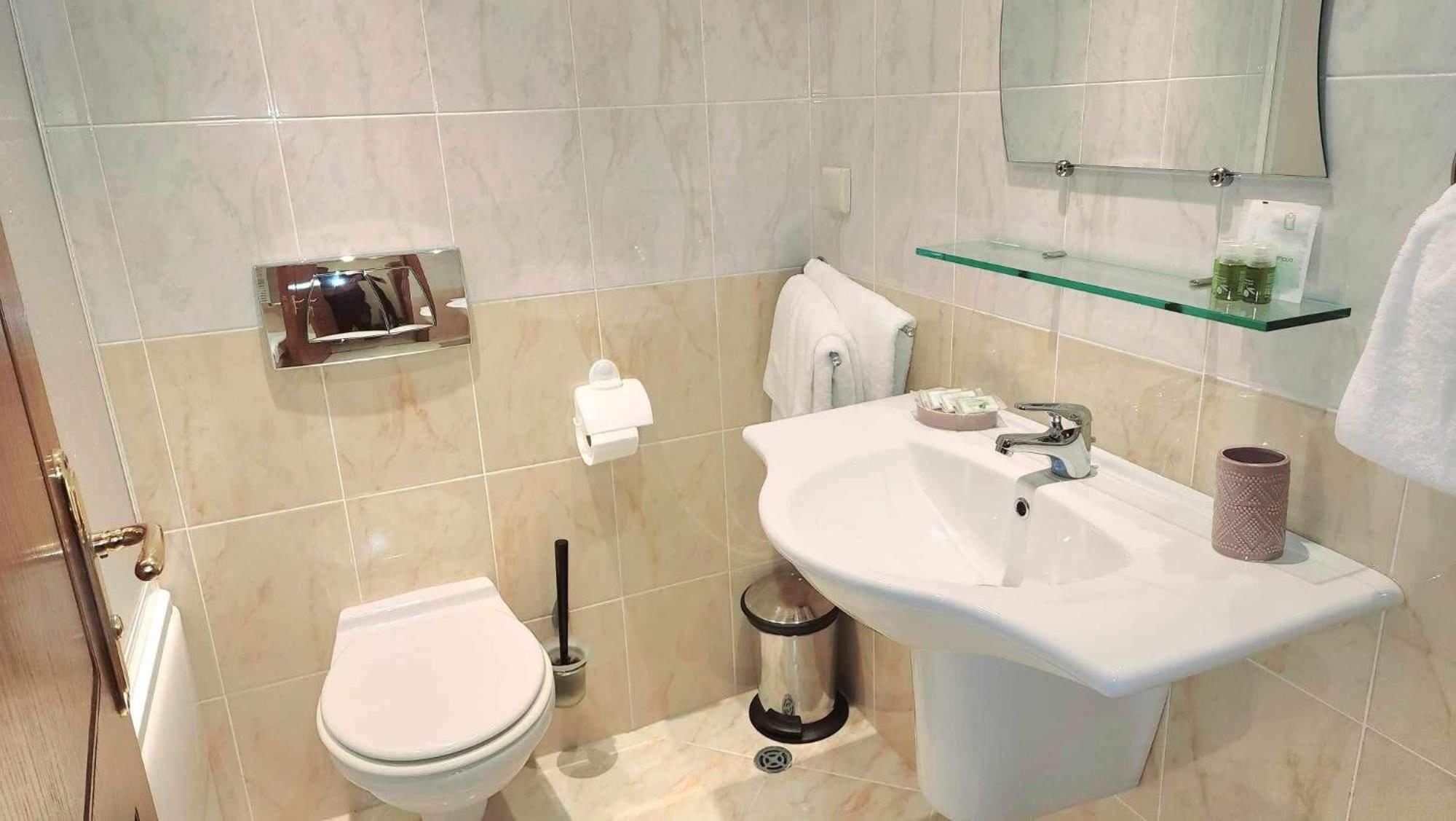 דירות בורובץ Arboro Royal Plaza מראה חיצוני תמונה